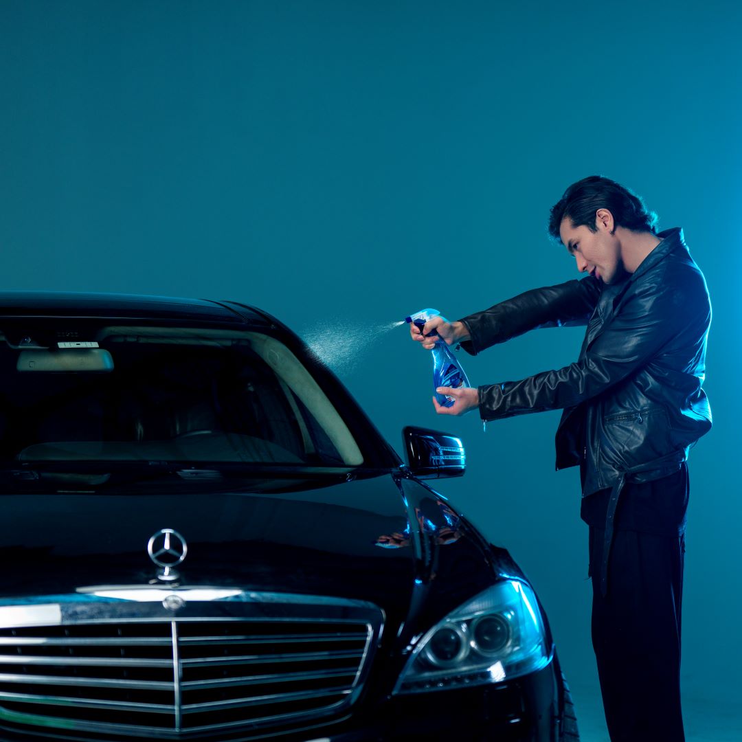 اسپری شیشه پاک کن ماشین