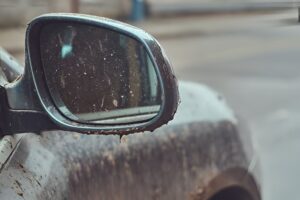 ترفندهای تمیز کردن خودرو در فصل پاییز و زمستان
