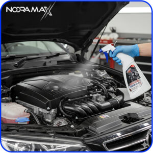 «تمیز کردن محفظه موتور خودرو»